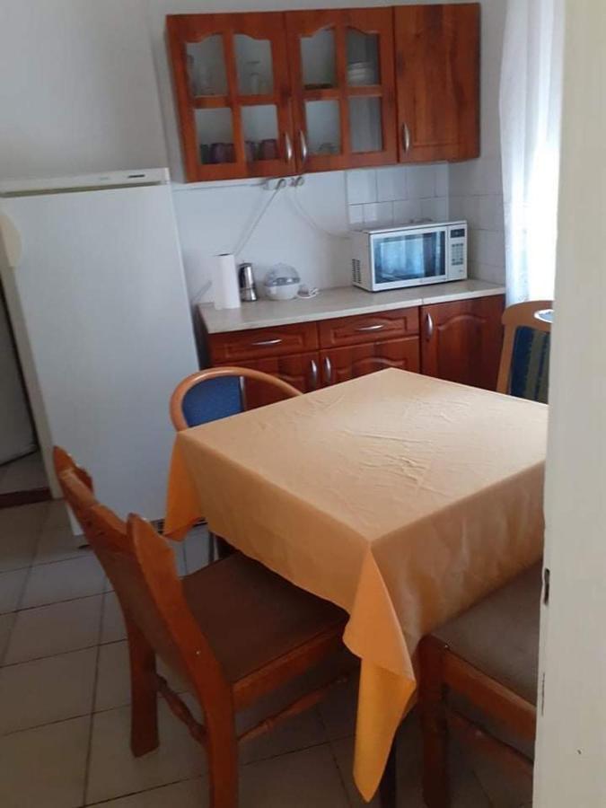 Pihenes A Malomtonal Privat Berlemeny Tapolca